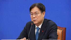 대통령실 “쌍특검은 총선용” 거부권 첫 시사… 野 “김건희 방탄” 