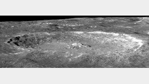 달 궤도선 ‘다누리’ 1년… ‘티코 충돌구’ 등 사진 공개