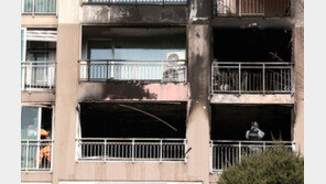 도봉구 화재 ‘발화’ 작은방에 담배꽁초 다수…라이터도 발견