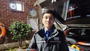 밤바다 헤엄쳐 익수자 구조… “해경 훈련 큰 도움”