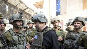 하마스 지도자 신와르 “굴복 안할것”… 네타냐후 “하마스 끝장 때까지 전쟁” 