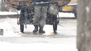 성탄절 내내 폐지 주워 7900원… 주6일 리어카 끌어도 월16만원 벌어