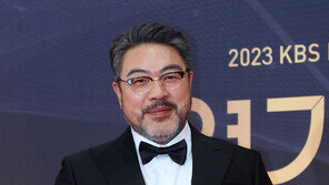 이원종, 이선균 추모 “야만의 세월 반복되지 않길”