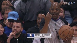 이부진이 왜 여기에?…훌쩍 큰 고등학생 아들과 美 NBA 경기장서 ‘활짝’