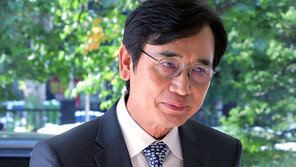 ‘한동훈 명예훼손’ 유시민 2심도 벌금 500만원…대법으로