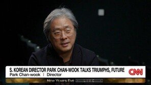 박찬욱 “나보단 봉준호·황동혁이 K-콘텐츠에 큰 역할”