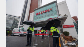 이재명 피습 충격…서울대병원 앞 시민들 “쾌유 빌어”