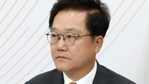 태영건설 자구책에 말 아낀 강석훈…“오늘 결과를 보자”