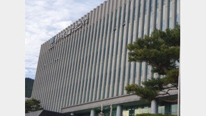 여수 ‘허벅지 돌찍기 사건’ 피고인, 강도살인 혐의 등 추가 기소