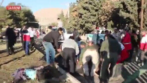이란 솔레이마니 추모식서 폭발…“최소 103명 사망”