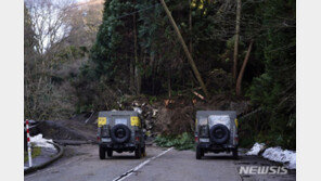 日노토지진 1주일, 인프라 복구 지연…피난생활 장기화 불가피