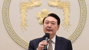 “쌍특검 거부권 행사는 직권남용”…시민단체 尹고발