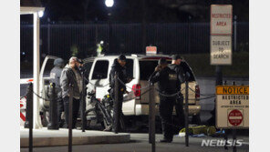 백악관 외부 진입로 장벽 ‘쾅’…“운전자 체포·조사 중”