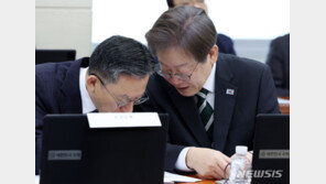 이재명·정성호 ‘현근택 징계’ 논의에…비명계 “사당화 증거” 비판 목소리