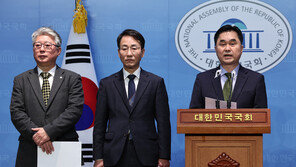 ‘원칙과상식’ 탈당에 친명 ‘부글’…비명 “이재명 포용 부족”