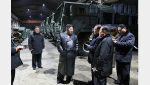 김정은 “주적 대한민국 초토화”… 전술핵 80발 타격력 과시
