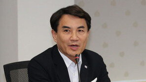 ‘산불 골프 의혹’ 김진태 “수사 이후로 선고 늦춰달라”