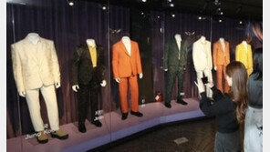 “BTS 그래미 어워드 무대 의상 보러 오세요”