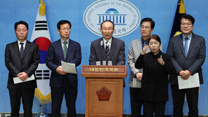 “민주당, 이재명 사당화됐다”…신경민·최운열 등 탈당 대열에