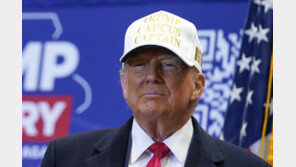 ‘화이트칼라’ 보수층 맘 돌렸다…트럼프 지지율 급반등 비결