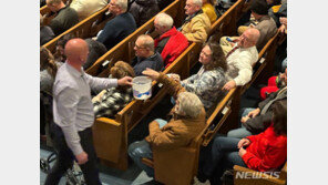 아이오와 1657곳서 공화 경선 돌입…“오늘밤이 변화 기회”