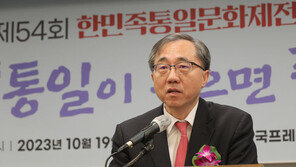 통일차관 “탈북민, 한국 주도 통일 위해 중요…고위층 탈북 늘어”