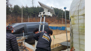 “금값 딸기 절도 막자”…구미경찰, 딸기농장에 이동형 CCTV 설치