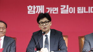 ‘여권의 구원투수’ 한달도 안돼 사퇴압박…한동훈 거취 결론은