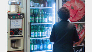 식당서 판매하는 소주·맥주 가격, 마트 가격보다 3배 더 올랐다