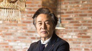 “백윤식이 합의서 위조” 주장했던 前 연인, 무고 혐의로 기소