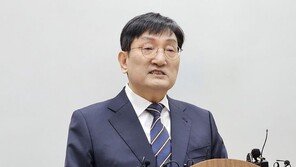 노영민, “더이상 분열은 안 돼” 총선 불출마 압박 일축