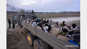 이스라엘 억류 가자 주민 수천 명 고문 수준 “끔찍한 처우”
