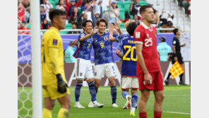 일본, 신태용의 인도네시아 3-1 완파…한국 16강 진출 확정