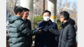 ‘검경브로커’에게 뇌물수수 혐의 치안감 “사실과 다르다”