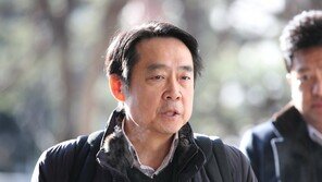‘허위 인터뷰 보도’ 의혹 이진동 뉴스버스 대표 첫 검찰 조사