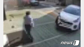 월세 밀려 퇴거 당한 50대, 차로 집주인 가족에 돌진…항소심도 중형