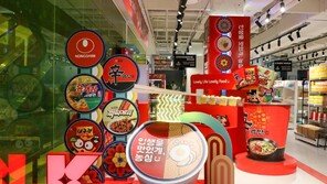 농심과 패션 브랜드가 손잡은 이유?… 명동에 ‘농심 브랜드존’ 연다