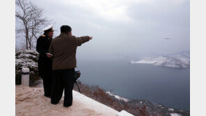 북한 김정은, 어제 잠수함발사순항미사일 발사 지도…핵잠 건조 파악