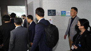 ‘대선 개입 허위보도 의혹’ 민주당 국회정책연구위원 사무실 압수수색