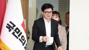 한동훈 “尹 당무개입? 아바타라더니…민주당 구질구질”