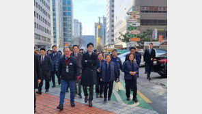 한동훈, 당사 청소·관리원과 깜짝 오찬…“역대 당대표 중 처음”