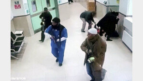 이軍, 의료진 위장해 팔 병원 진입… “하마스 3명 사살”