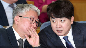 이준석 ‘빅텐트’에 시큰둥?…조응천 “내심은 치려 한다”