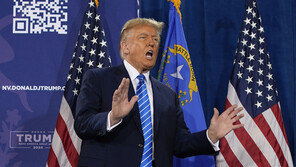 트럼프 “재집권 시 중국에 60%이상 관세 부과할 것”