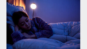 “늦은 저녁 모임 싫어요”…밤 9시면 취침하는 美 Z 세대