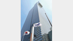 반도체 전쟁속 재판만 107회… 8년간 사법리스크에 경영 발목 