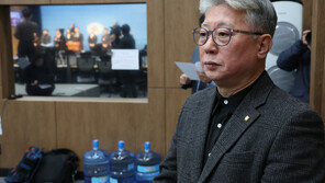 ‘이낙연 신당 합류 거부’ 조응천 “제3지대 빅텐트에 전력”