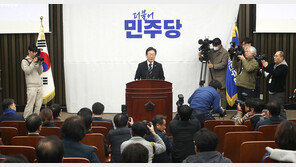 민주 국회의원 106명 ‘통합형비례정당’ 지지…“고뇌의 결단”