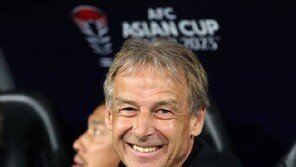 유효슈팅 ‘0’ 참패에도 웃은 클린스만…외신도 지적하자 ‘발끈’