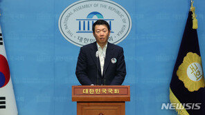 국민의힘 “‘욕설 방송’ 우상호, 불출마 아니라 정계 은퇴해라”